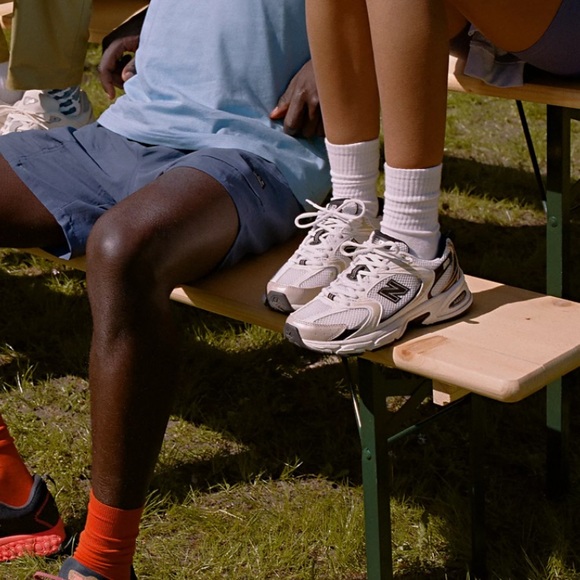 ❌SOLD❌ NWT New Balance 530 White Light Gold Black Men’s 7 | EU 40 | Women’s 8.5 - Picture 12 of 15